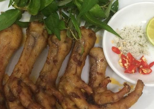 Chân gà nướng ngon hơn tiệm