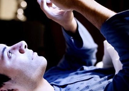 Cứ vô tư đi ngủ kiểu này khiến ung thư dễ mắc và khó trị, rất nhiều người Việt đang mắc phải