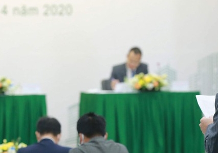 Mùa đại hội 2020, vết sai cũ lộ diện